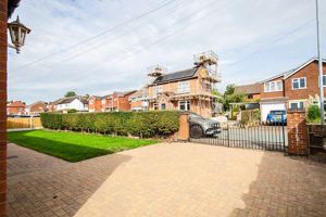 Photo 22- click for photo gallery